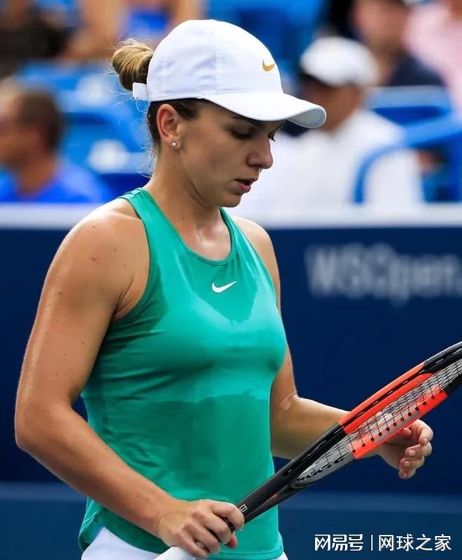 出球队在防 出球队在防