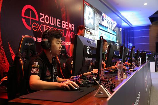 和研发并行 和研发并行